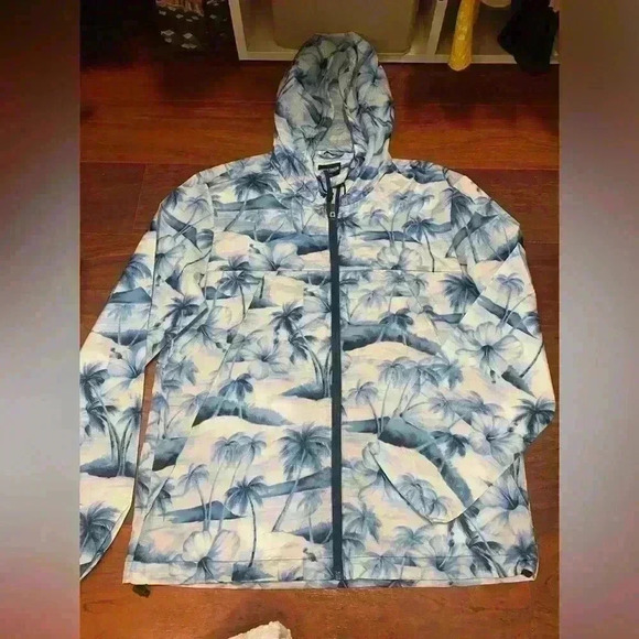 Sunrise Kingdom BLUE Tropical Men's
Lightweight Windbreaker - Picture 5 of 9